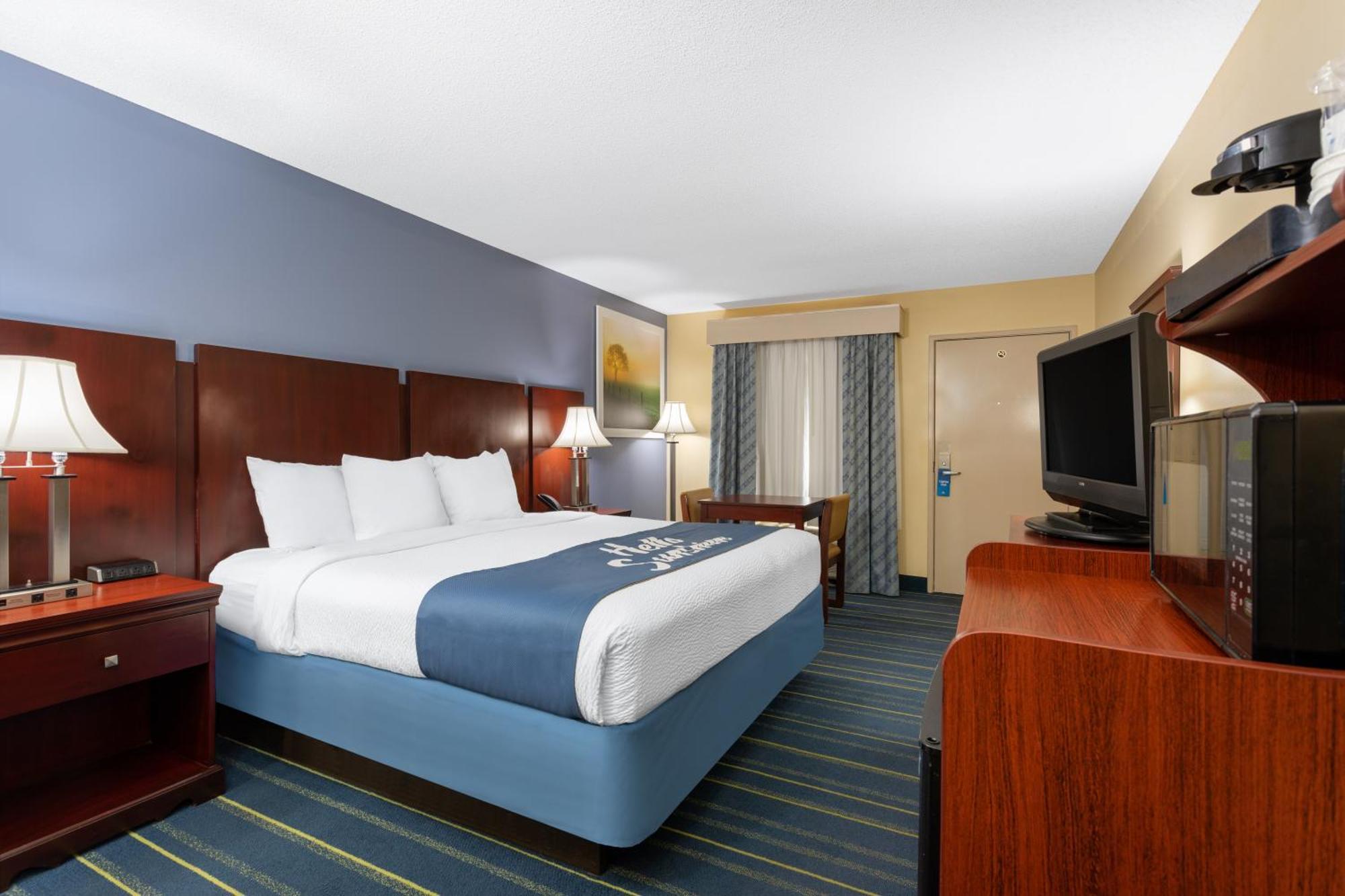 Days Inn By Wyndham Chipley Kültér fotó