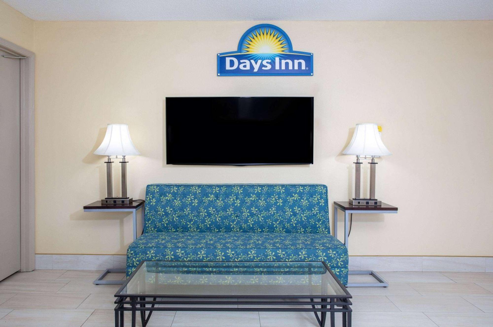 Days Inn By Wyndham Chipley Kültér fotó